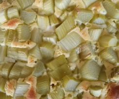 Rhabarberkuchen mit Marzipan