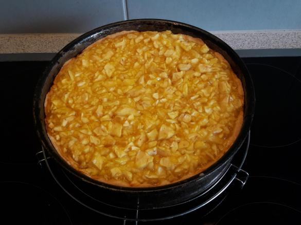 Apfel-Weincreme-Torte