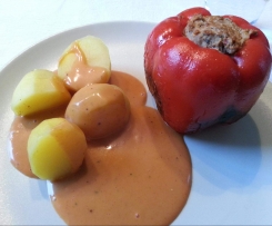 Gefüllte Paprika (mit Hack)