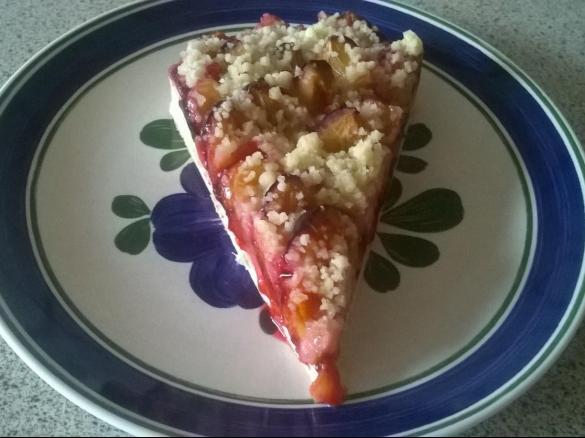 Zwetschgendatschi aus Hefeteig mit Streusel