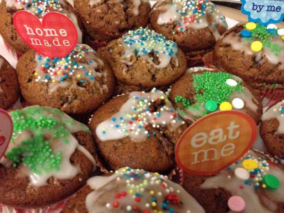 Bunte Schoko-Kirsch Muffins