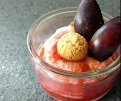 Trifle mit Zwetschgenkompott
