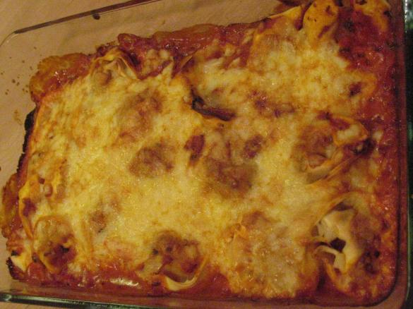 Tortellini- Auflauf mit Salami- Paprika