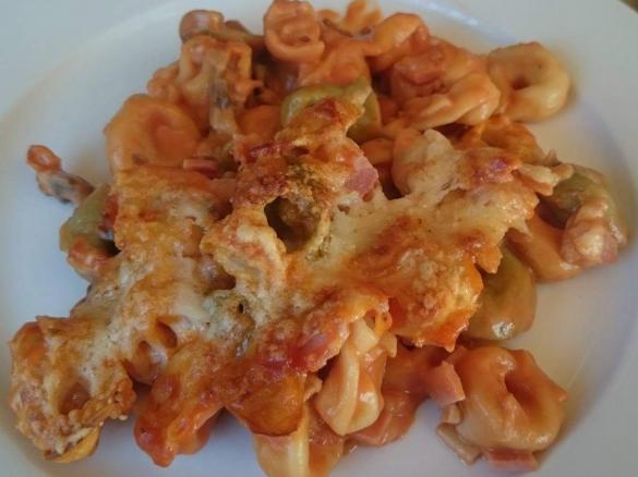  Tortellini-Auflauf mit Schinken