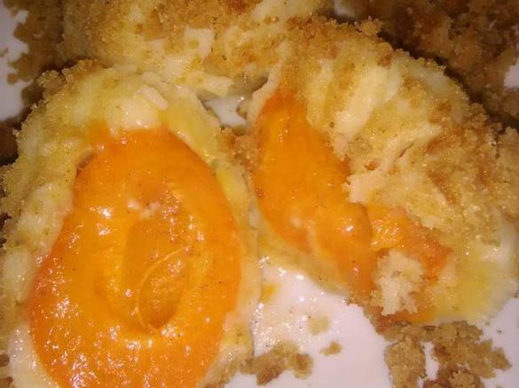 Aprikosenknödel / Marillenknödel
