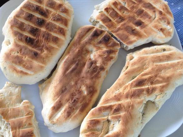 Fladenbrot vom Grill (Grillbrot)