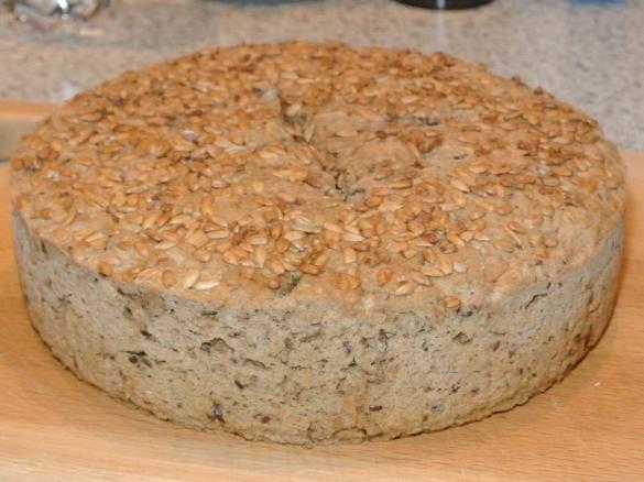 Roggenmischbrot mit immer die vier