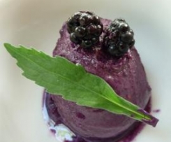 Brombeer-Eis ( gelato di more di rovo )