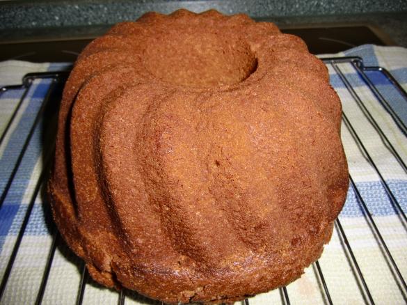 Bananenkuchen mit Nüssen