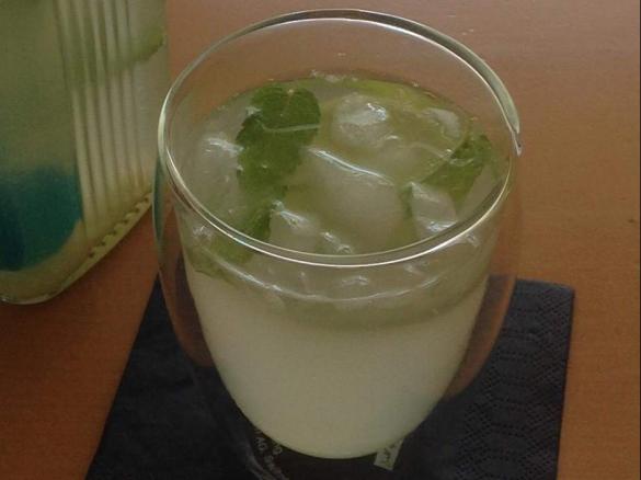 Ingwer-Holunder Limonade