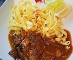 Gerrys Gourmet-Gulasch mit Rinderfilet