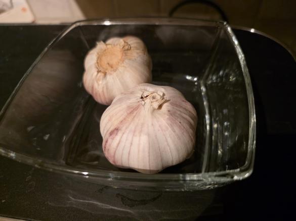 Knoblauch-Käse-Dip (z.B. für Raclette)