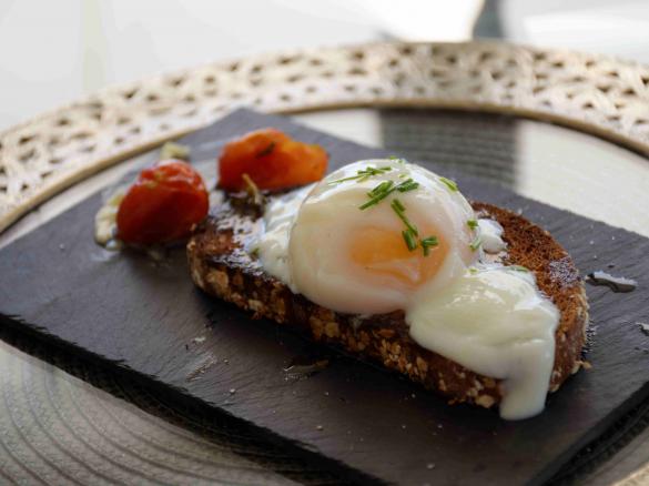 Langsam Pochiertes Ei