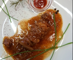 Gerrys Schaschliksoße, die auch wunderbar zu Frikadellen, Schnitzel und sogar zu Fisch paßt