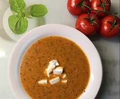 Frische Tomatensuppe (Low Carb geeignet)