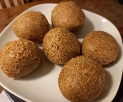 Flöhtchen (Brötchen mit Flohsamenschalen, glutenfrei, artgerecht)