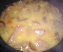 Kartoffelgulasch (mit Rinderknacker)