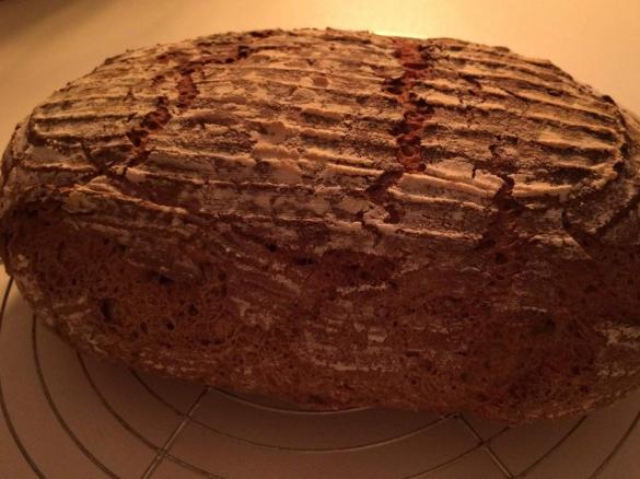 Knuspriges Dinkel Roggen Mischbrot