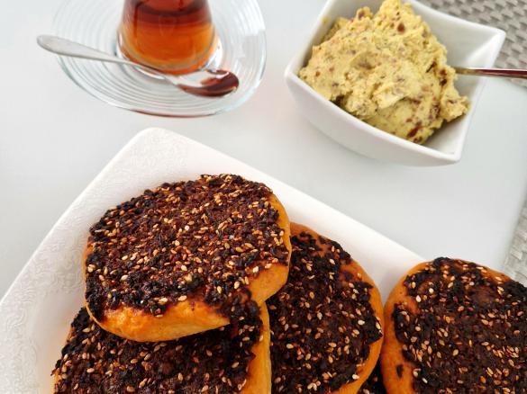 Paprika-Fladen / Biberli Ekmek