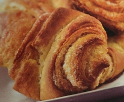 Franzbrötchen mit Zimt