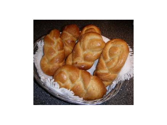 Zucker-Zöpfchen (Hefeteig)