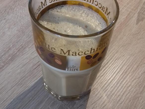 Bulletproof Coffee (ketogen) by bastelschnecke