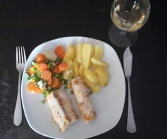 gedünsteter Kabeljau à la Händlmaier's an Salzkartoffeln und Kaisergemüse