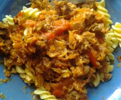 vegan Gulasch nach szegediner Art