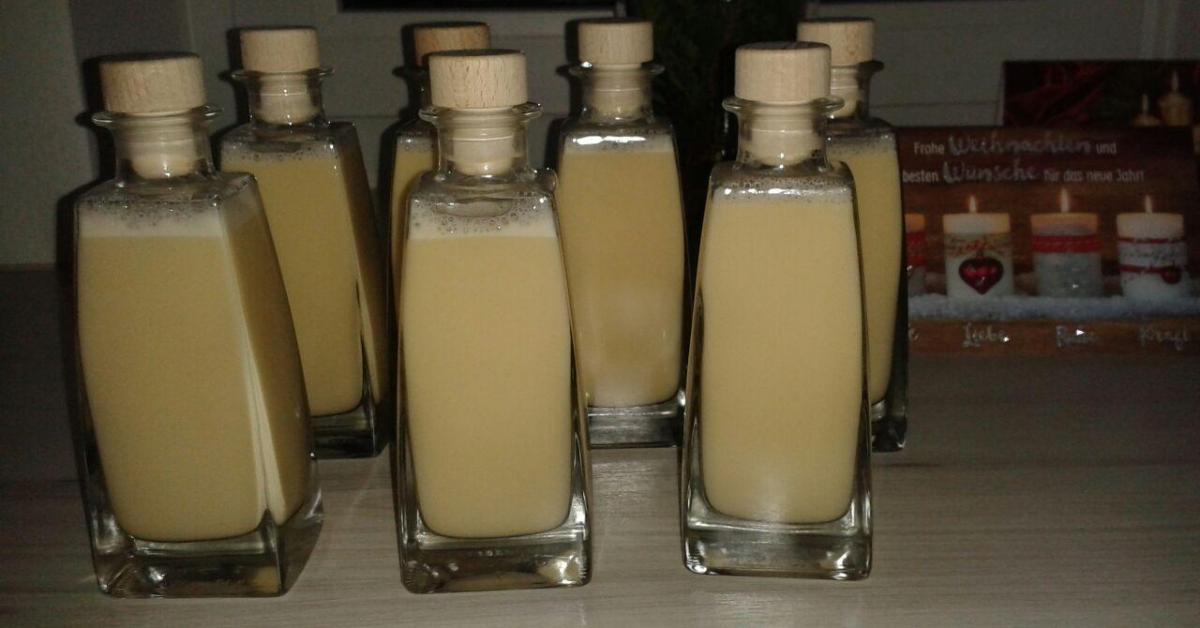 Weisser-Schokoladen-Marzipan Likör