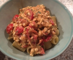 leichtes Hüttenkäse Pesto für Pasta