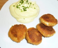 Hähnchen Taler in Cornflakes mit Kartoffelpüree