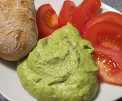 Hoummus von grünen Erbsen 