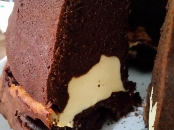 Schokogugl mit Cheescake-Herz