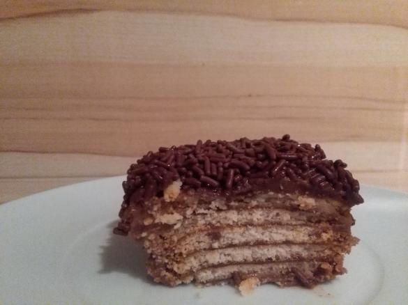 cremiger Pudding-Buttercreme Plätzchenkuchen