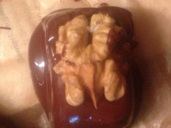 Marzipan-Nougat Pralinen mit Walnüssen