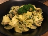 Bandnudeln mit Champignons