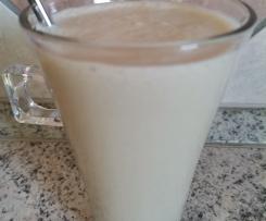 Eiskaffee mit Kokosmilch