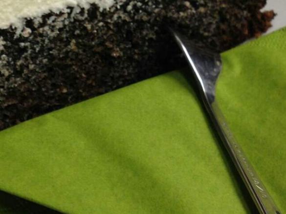 Mohn-Buttercreme-Kuchen