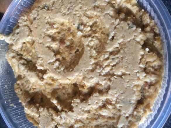 Kichererbsenaufstrich mit Kernen