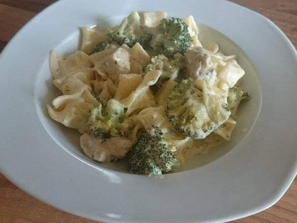 Bandnudel-Lachs-Auflauf