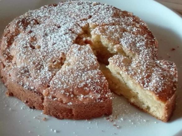 Schnell gerührter Apfelkuchen für eine Springform mit 20cm Durchmesser