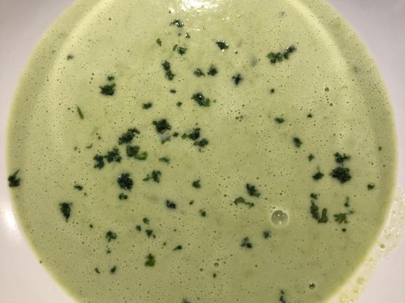 Erbsen-Minz-Süppchen