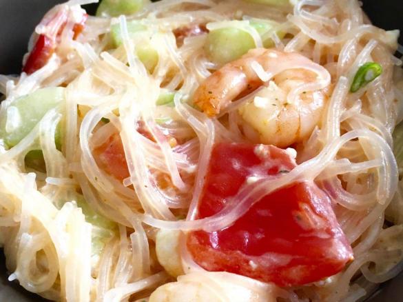 Glasnudelsalat mit Garnelen