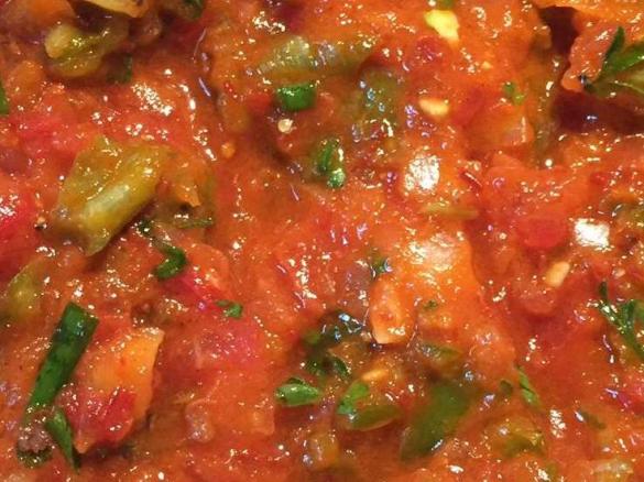 Antep Ezmesi (türk. scharfe Gemüse-Salsa)