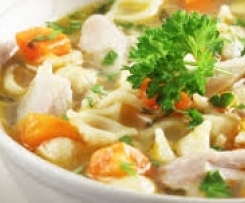 Variation Hühnersuppe - all in one mit Nudeln