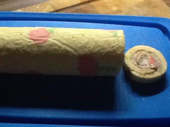 Biskuitrolle mit Motiv