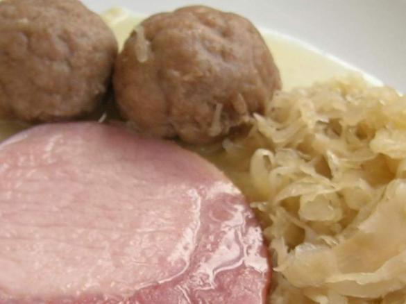 Kasseler mit Sauerkraut und Gwichste - All-in-One