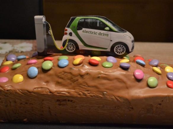 Tante Lottis Nusskuchen