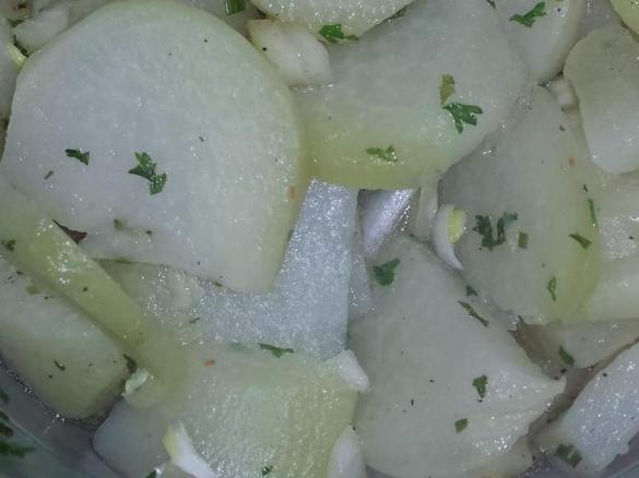 Kohlrabisalat oder falscher Kartoffelsalat - Logi tauglich