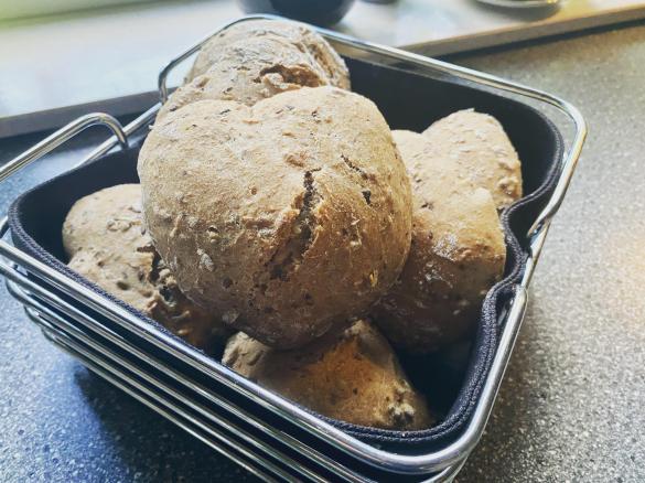 Dinkelvollkornbrötchen einfach & schnell